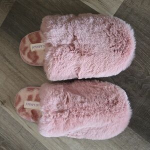 Joyspun Women's Pink Slip On Slippers | Size 11| NWOT